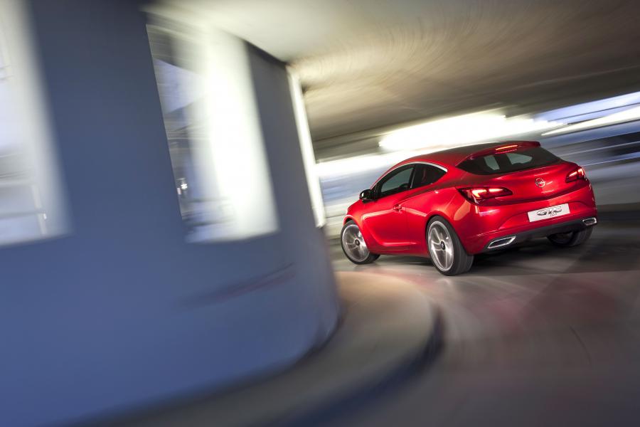 Opel GTC Paris Concept 2010 года  (фото 39 из 51)
